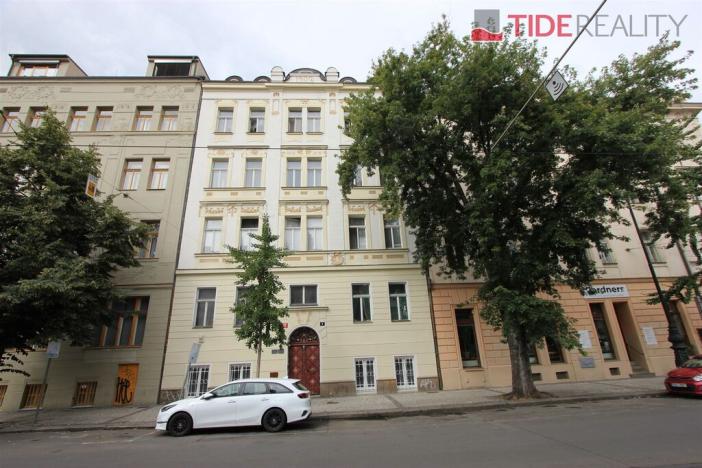 Pronájem bytu 2+kk, Praha, Svobodova, 50 m2