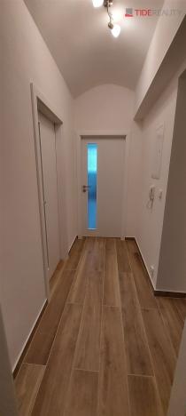 Pronájem bytu 2+kk, Praha, Svobodova, 50 m2