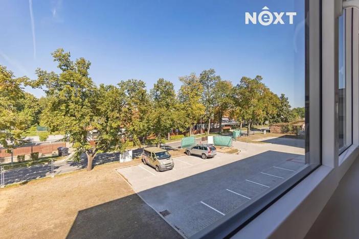 Pronájem kanceláře, Milovice, 140 m2