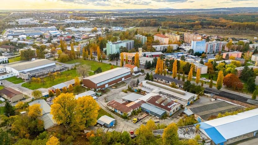 Prodej skladu, Hodonín, třída Bří Čapků, 6830 m2