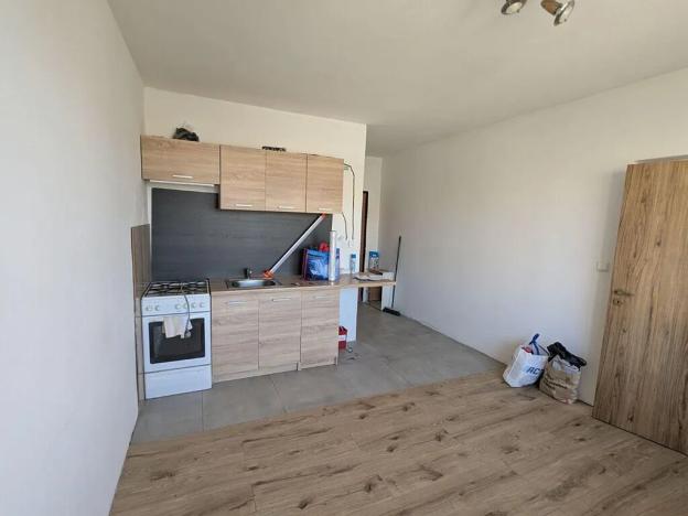 Pronájem bytu 1+1, Chomutov, Písečná, 36 m2