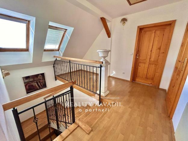 Prodej rodinného domu, Nový Hrozenkov, 220 m2