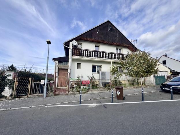 Pronájem bytu 2+1, Praha - Ruzyně, Kralupská, 90 m2