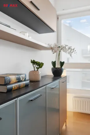 Prodej bytu 1+kk, Praha - Motol, Kudrnova, 36 m2