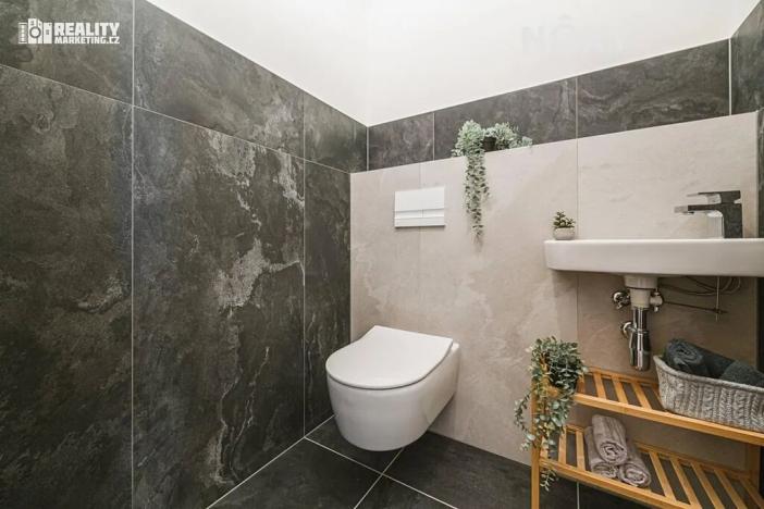 Prodej bytu 3+kk, Brno, Komárovská, 71 m2