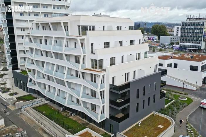 Prodej bytu 3+kk, Brno, Komárovská, 71 m2