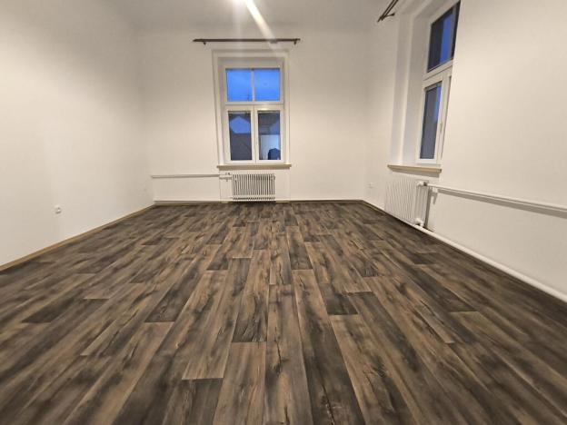 Pronájem bytu 3+1, Nový Bydžov, Třída B. Smetany, 97 m2