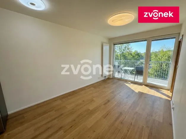 Pronájem bytu 2+kk, Zlín, Nad Stráněmi, 60 m2