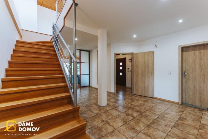 Prodej rodinného domu, Pohořelice, Školní, 350 m2