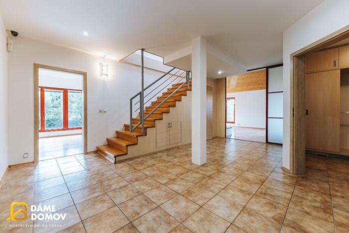 Prodej rodinného domu, Pohořelice, Školní, 350 m2