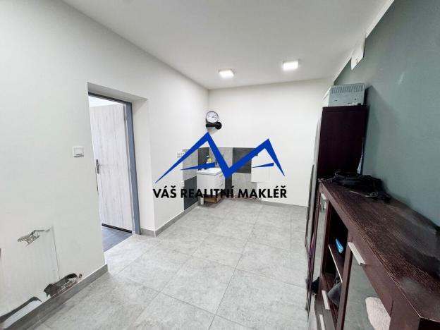 Pronájem obchodního prostoru, Ostrava, Ruská, 150 m2