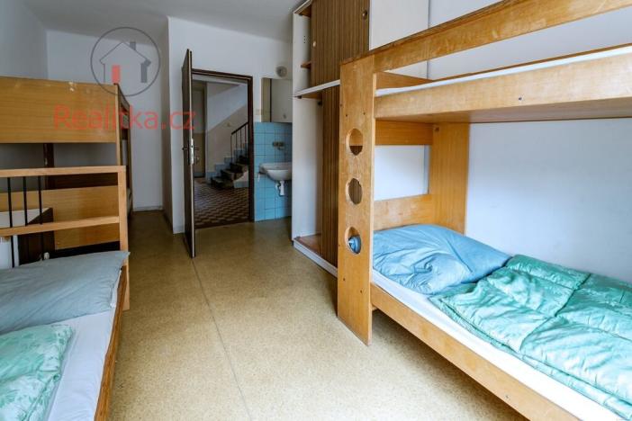 Prodej ubytování, Deštné v Orlických horách, 550 m2