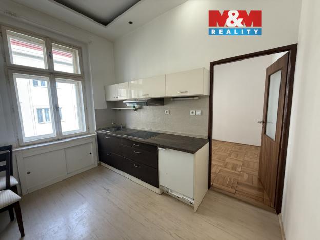 Pronájem bytu 3+1, Praha - Žižkov, Sladkovského náměstí, 53 m2