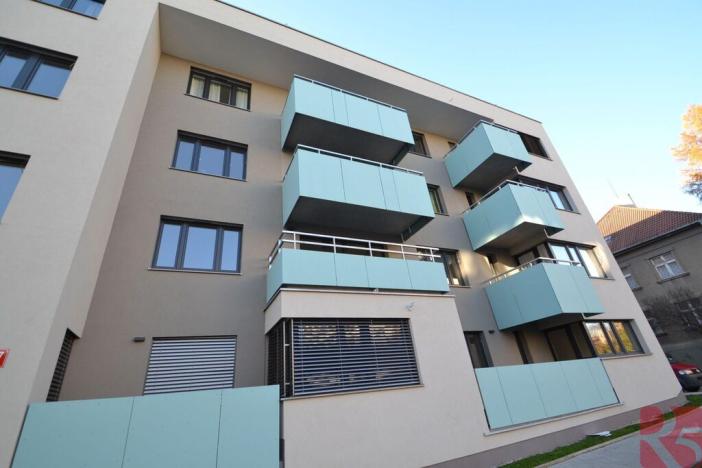 Pronájem bytu 2+kk, Praha - Žižkov, V zahrádkách, 61 m2