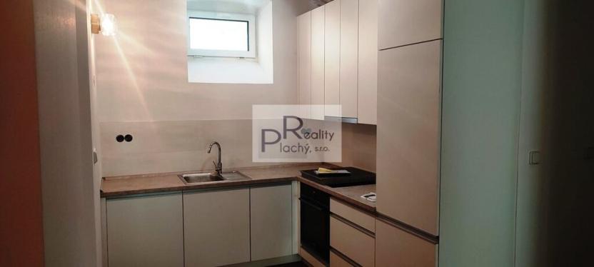 Pronájem bytu 2+kk, Znojmo, Palackého, 60 m2