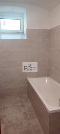 Pronájem bytu 2+kk, Znojmo, Palackého, 60 m2