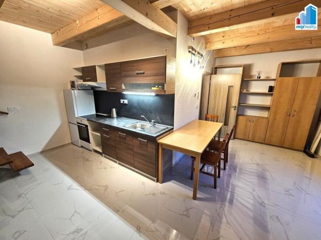 Pronájem rodinného domu, Kolinec, 68 m2