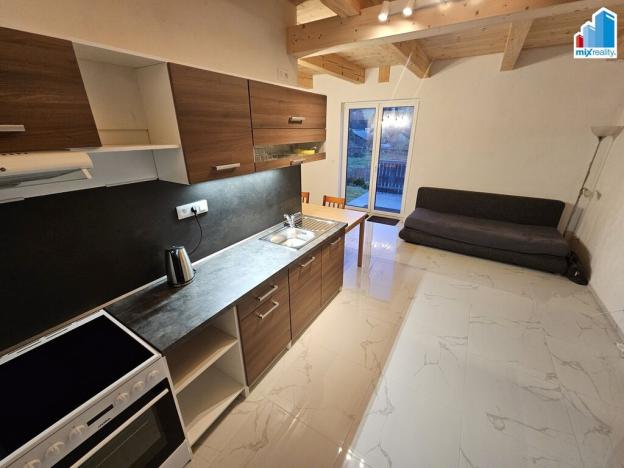 Pronájem rodinného domu, Kolinec, 68 m2