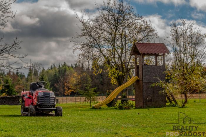 Prodej rodinného domu, Luka nad Jihlavou - Svatoslav, 200 m2