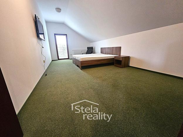 Pronájem bytu 4+kk, Krnov, Ježník, 160 m2