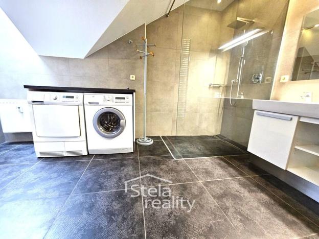 Pronájem bytu 4+kk, Krnov, Ježník, 160 m2