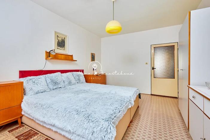 Prodej bytu 2+1, Lišov, Čechova, 63 m2