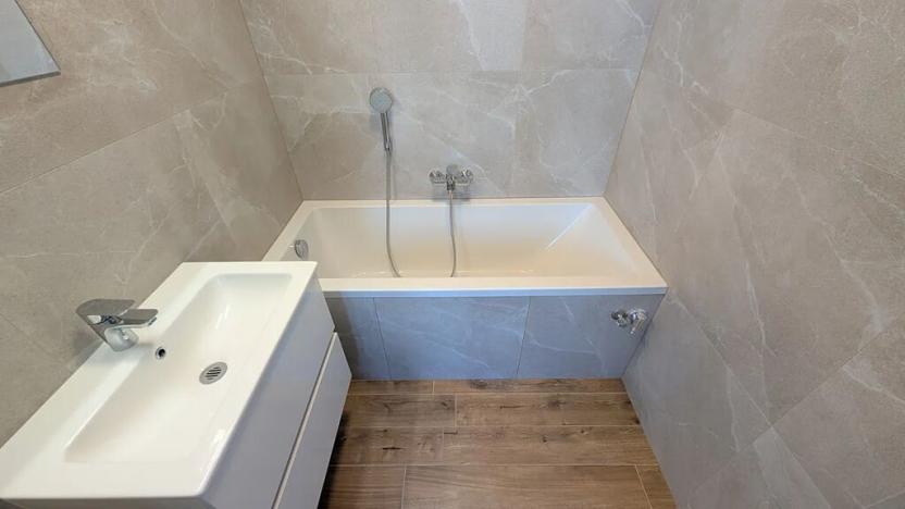 Pronájem bytu 3+1, Olomouc, Řezáčova, 68 m2