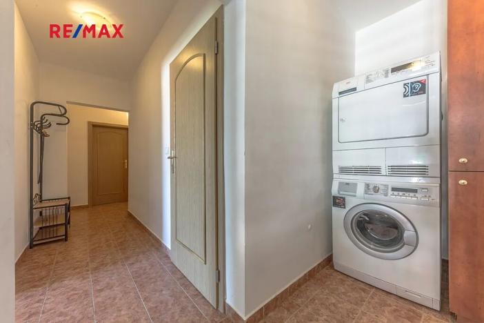 Prodej bytu 4+kk, Praha - Čakovice, Ke stadionu, 82 m2