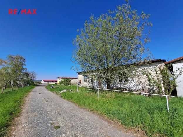 Prodej skladu, Dolní Chvatliny, 3690 m2