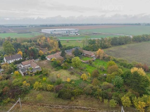 Prodej pozemku pro bydlení, Hrušky, Nádraží, 1387 m2