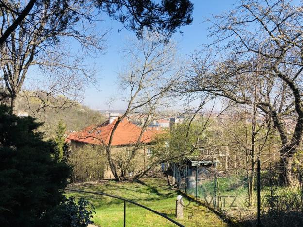 Pronájem bytu 1+1, Praha - Smíchov, Franty Kocourka, 55 m2