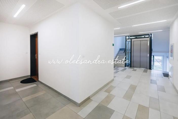 Pronájem bytu 4+kk, Praha - Letňany, Nepomuckých, 106 m2