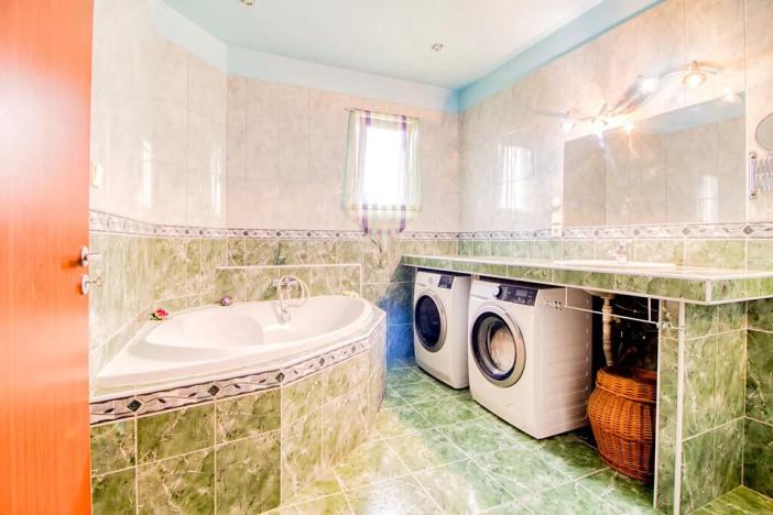 Prodej rodinného domu, Nepřevázka, 252 m2