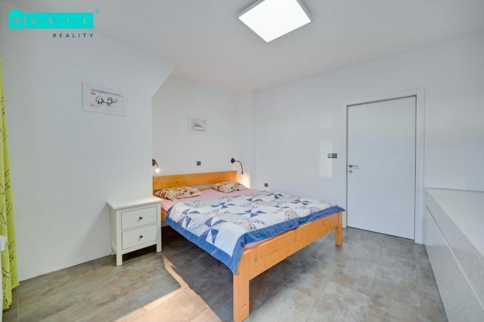 Pronájem bytu 3+1, Olomouc, Dolní náměstí, 100 m2