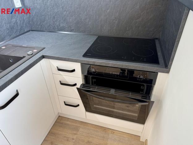 Pronájem bytu 1+kk, Příbram - Příbram I, Plzeňská, 23 m2