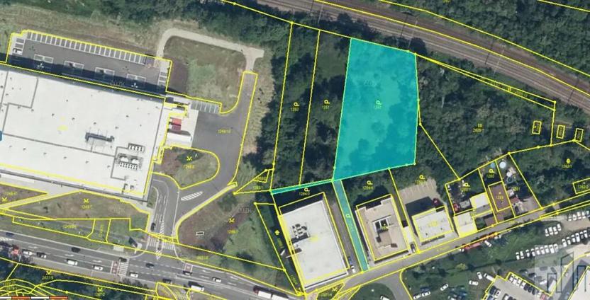 Prodej komerčního pozemku, Praha - Hloubětín, K Hutím, 2738 m2