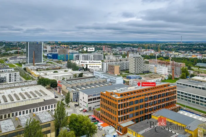 Pronájem bytu 3+kk, Praha - Vysočany, Kolbenova, 67 m2