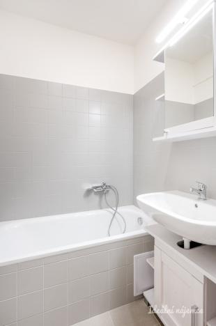 Pronájem bytu 4+1, Praha - Vyšehrad, Vratislavova, 85 m2