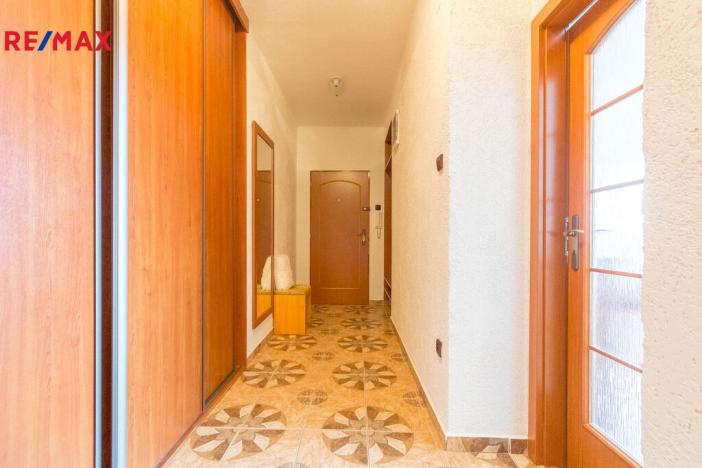 Prodej bytu 2+1, Hradec Králové - Pražské Předměstí, Puškinova, 62 m2