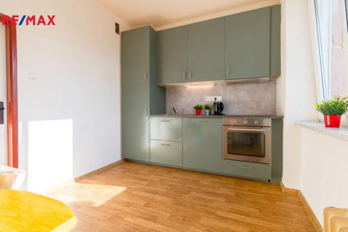 Prodej bytu 2+1, Hradec Králové - Pražské Předměstí, Haškova, 57 m2