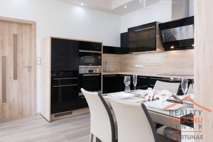 Pronájem bytu 2+kk, Hradec Králové, Mánesova, 62 m2