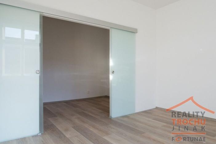 Pronájem bytu 2+kk, Hradec Králové, Mánesova, 62 m2