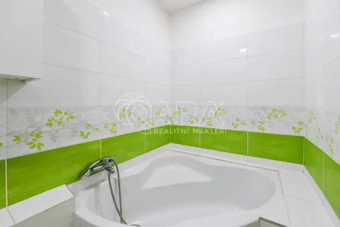 Prodej bytu 2+1, Praha - Letňany, Vítkovická, 48 m2