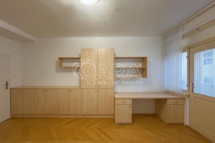 Pronájem bytu 3+1, Praha - Nové Město, Ke Karlovu, 90 m2