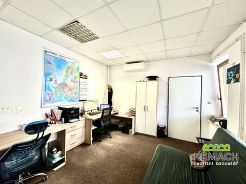 Pronájem kanceláře, Uherské Hradiště, Mariánské náměstí, 18 m2