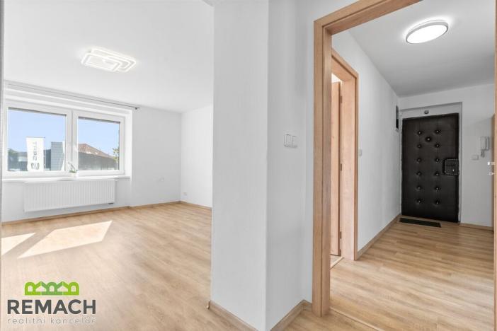 Pronájem bytu 2+1, Staré Město, Zerzavice, 61 m2