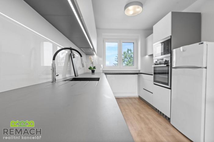 Pronájem bytu 2+1, Staré Město, Zerzavice, 61 m2