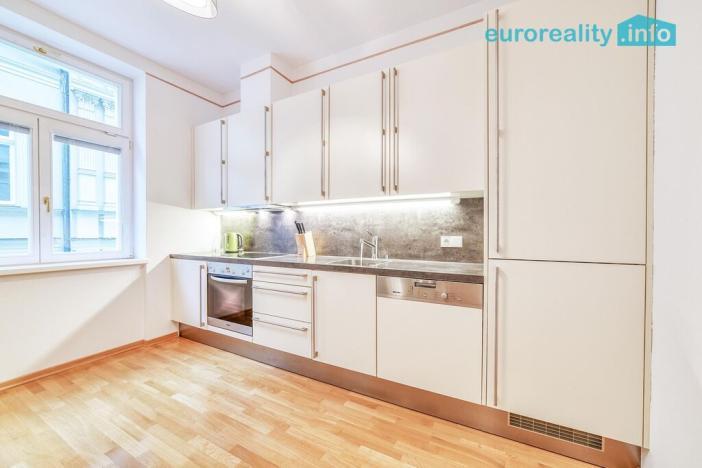 Pronájem bytu 2+kk, Mariánské Lázně, Masarykova, 80 m2