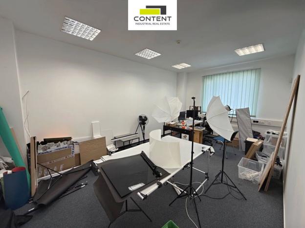 Pronájem výrobních prostor, Praha - Hostivař, Průmyslová, 2695 m2