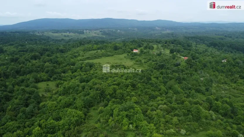 Prodej komerčního pozemku, Rakovica, Chorvatsko, 70904 m2